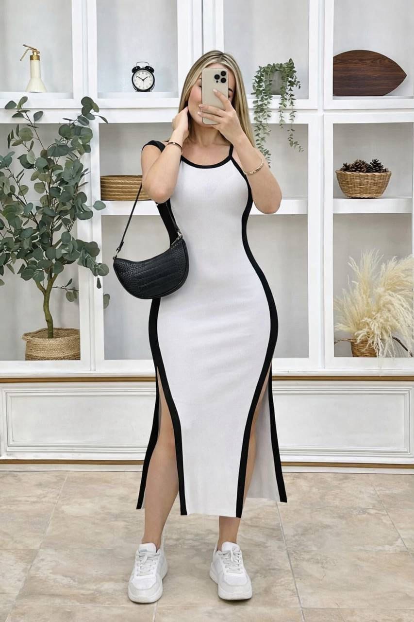 Vestido Bodycon con Aberturas Laterales