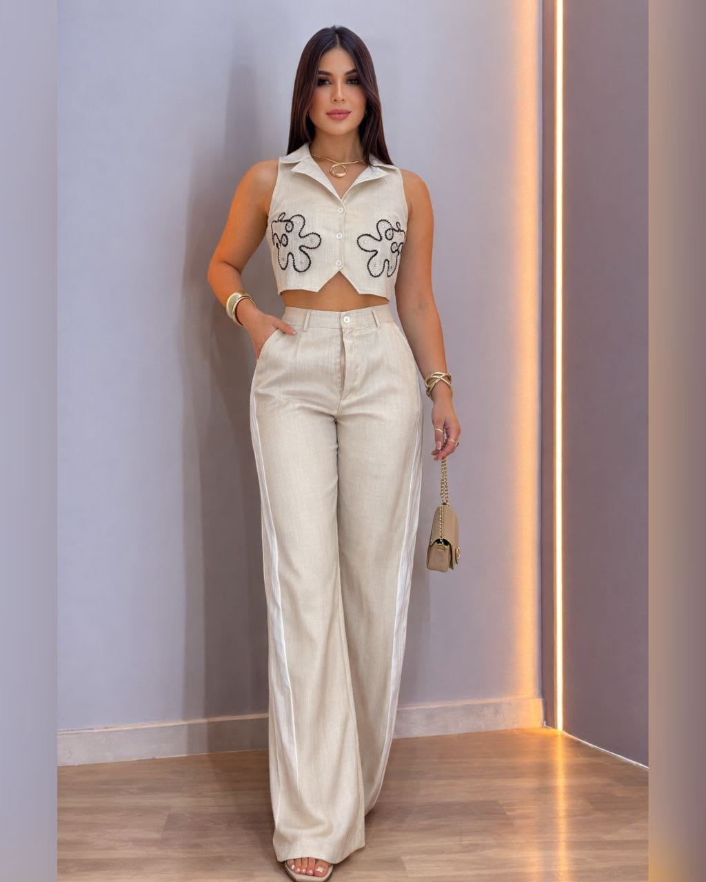 Conjunto Chaleco Bordado Modern Chic
