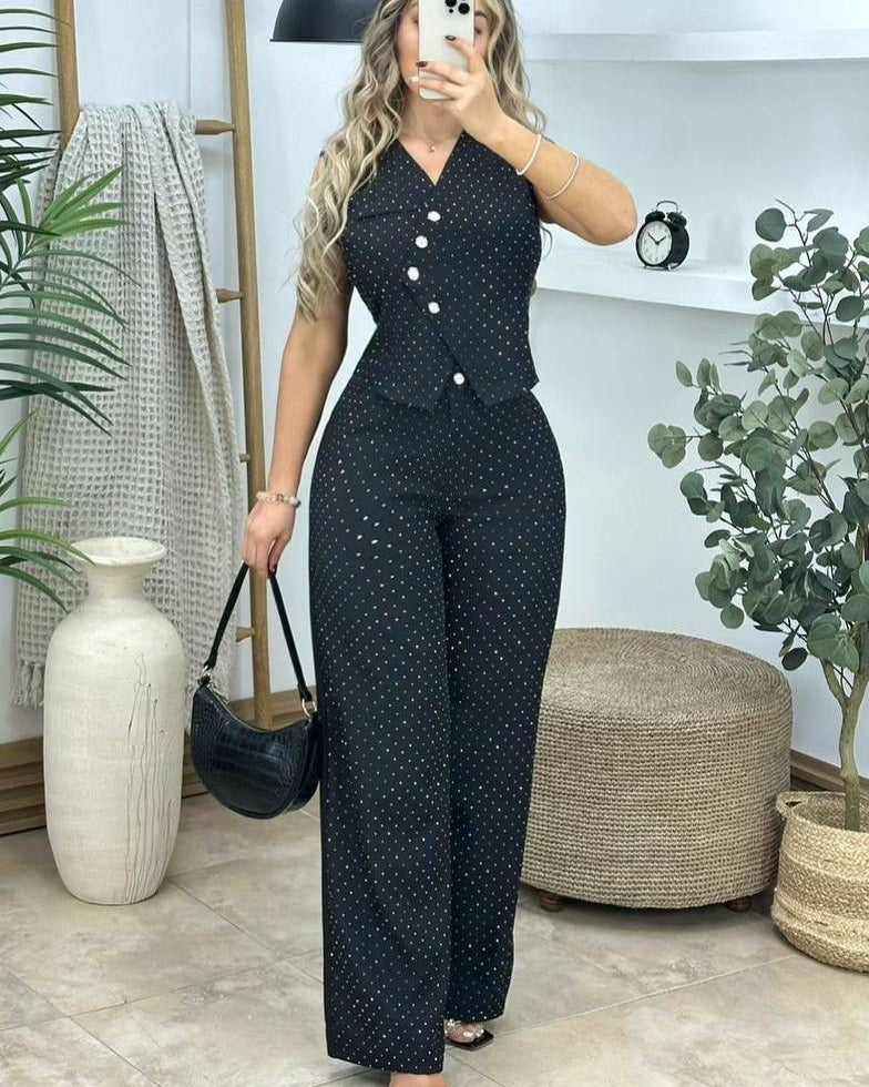 Conjunto de Chaleco y Pantalón Brillo